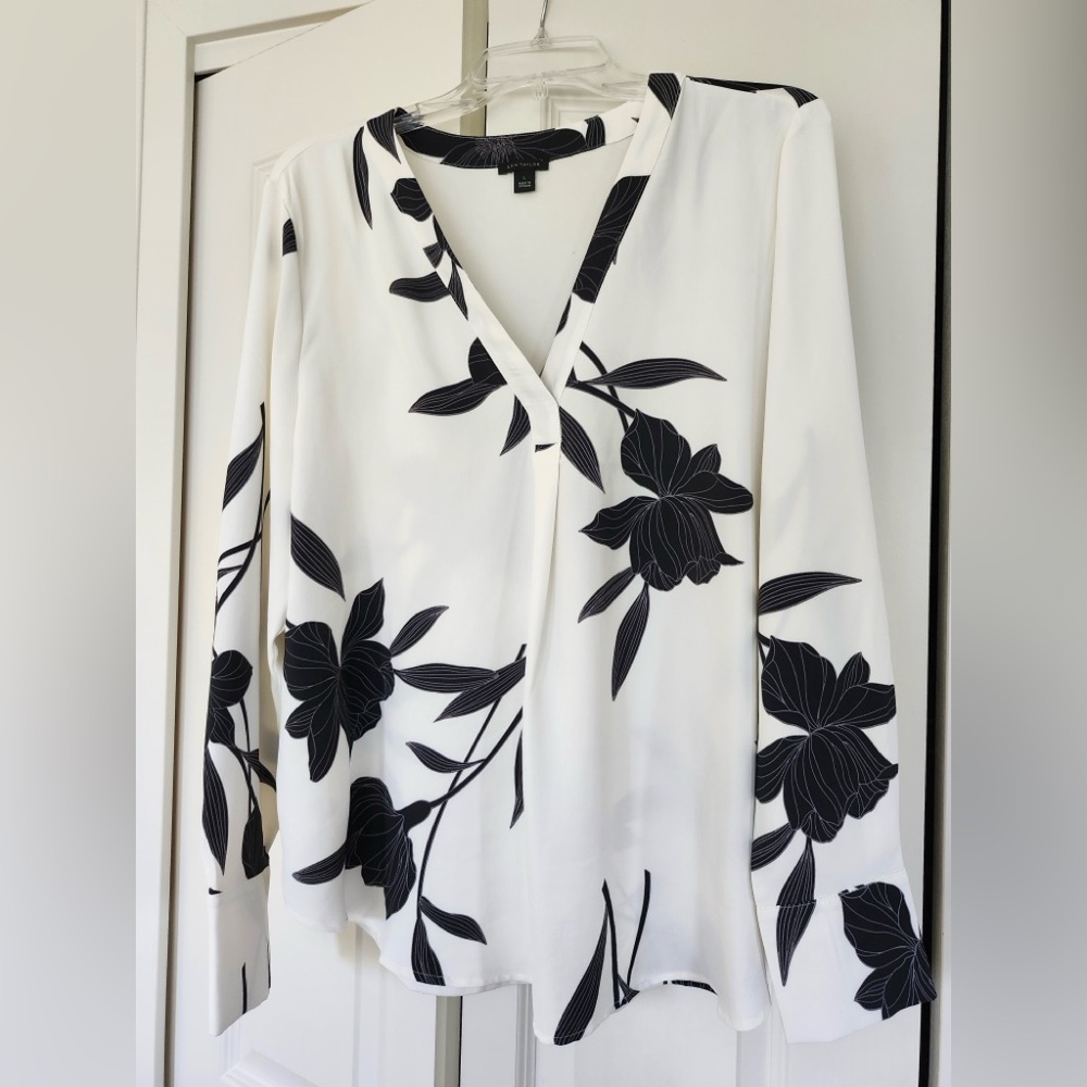 Ann Taylor Mixed Media Pleated Top